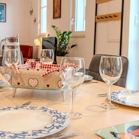 Le Frantz - Clim & Parking - Terrasse - Route Des Vins - Selestat Apartment Chatenois (Bas-Rhin)